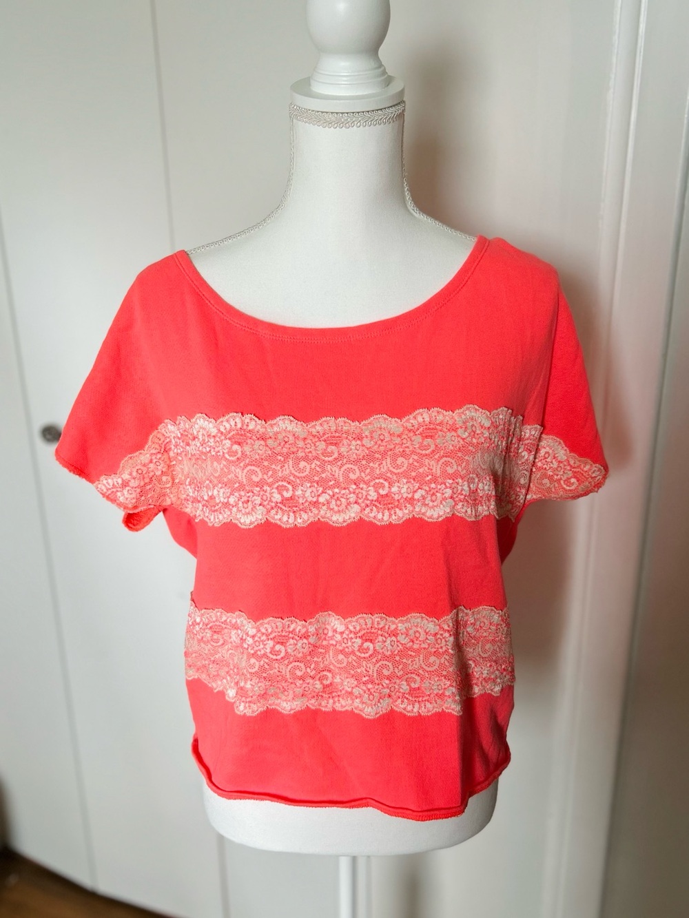 Aeropostale Coral Short Sleeve Top with Cream Lace Bands